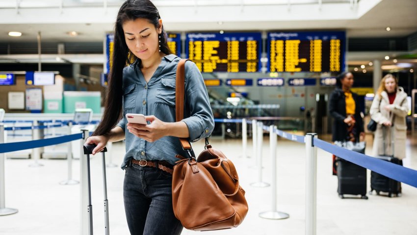 [CNBC] Use this 3-step guide to manage ‘flight anxiety,’ from a psychologist