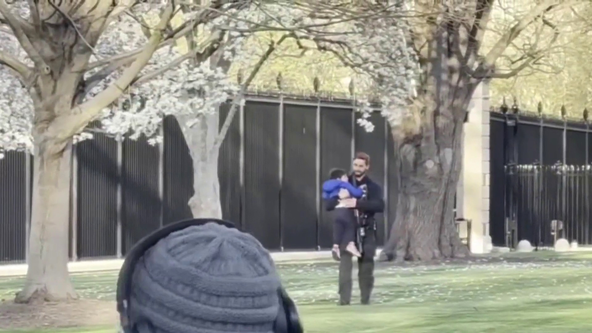 Child slips through White House fence, Secret Service intervenes NBC4