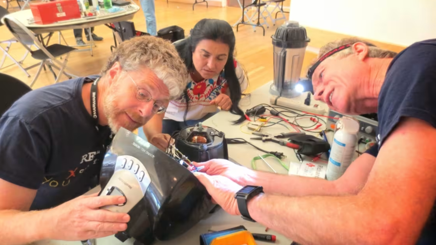 Volunteers at a Fixit Clinic