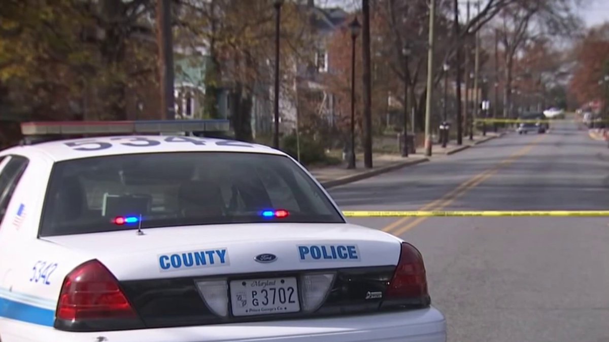 Driver who struck and killed 2 kids near school reaches plea deal ...