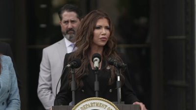 Kristi Noem links DC purse theft to immigration crackdown