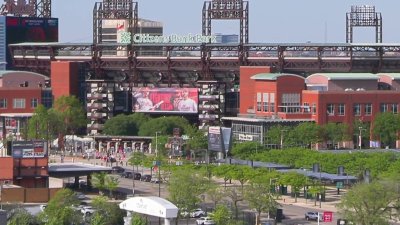 Member of Nationals staff collapses during practice before Phillies game