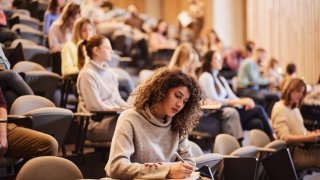 [CNBC] Federal student loan interest rates to drop, higher education expert estimates