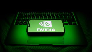 [CNBC] Nvidia turns positive for 2025, third ‘Magnificent 7’ member to do so as favored group regains groove