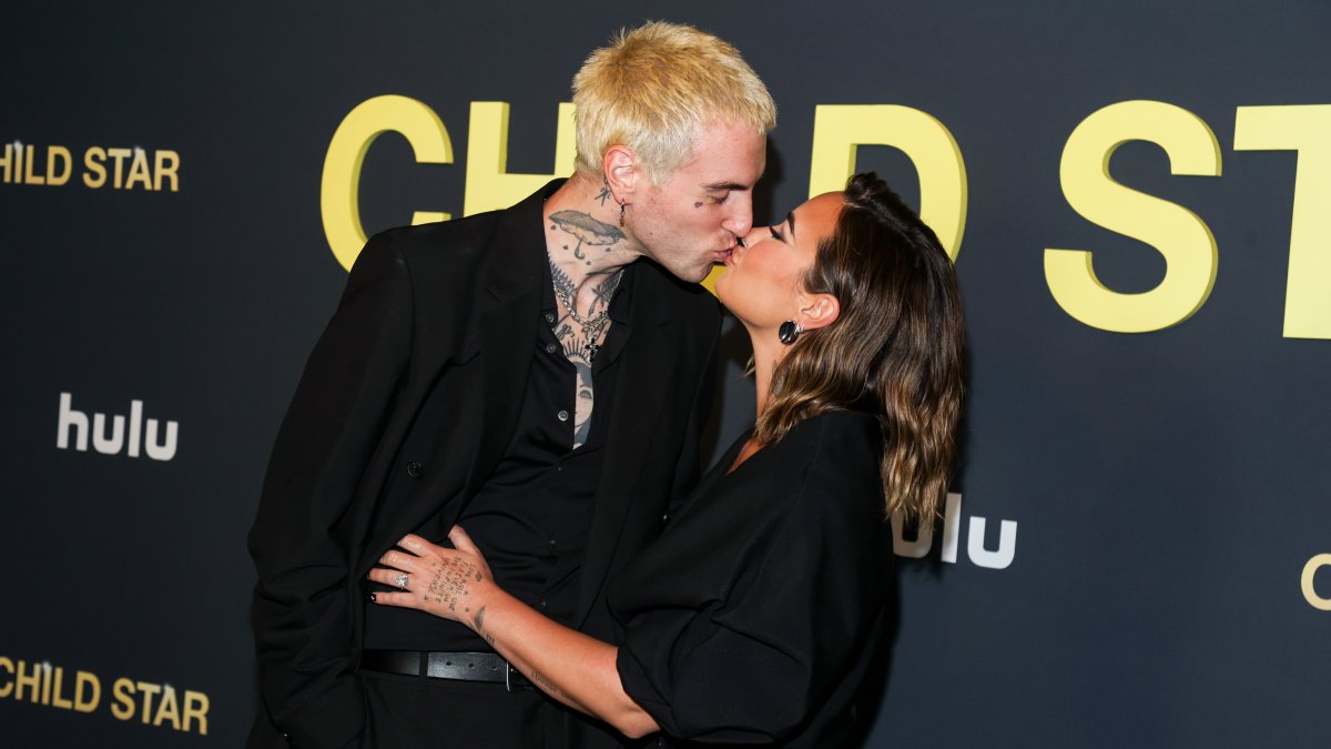 Demi Lovato marries Jordan ‘Jutes’ Lutes in California ceremony – NBC4 ...