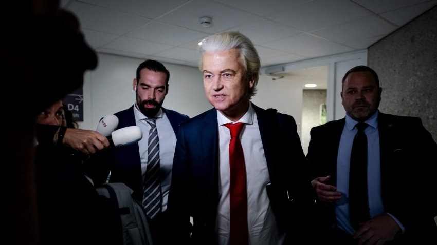 TOPSHOT – Dutch radical right party PVV leader Geert Wilders (C) addresses the media as he arrives for the weekly coalition talks in the Lower House in The Hague, on June 3, 2025. (Photo by Robin van Lonkhuijsen / ANP / AFP) / Netherlands OUT (Photo by ROBIN VAN LONKHUIJSEN/ANP/AFP via Getty Images)