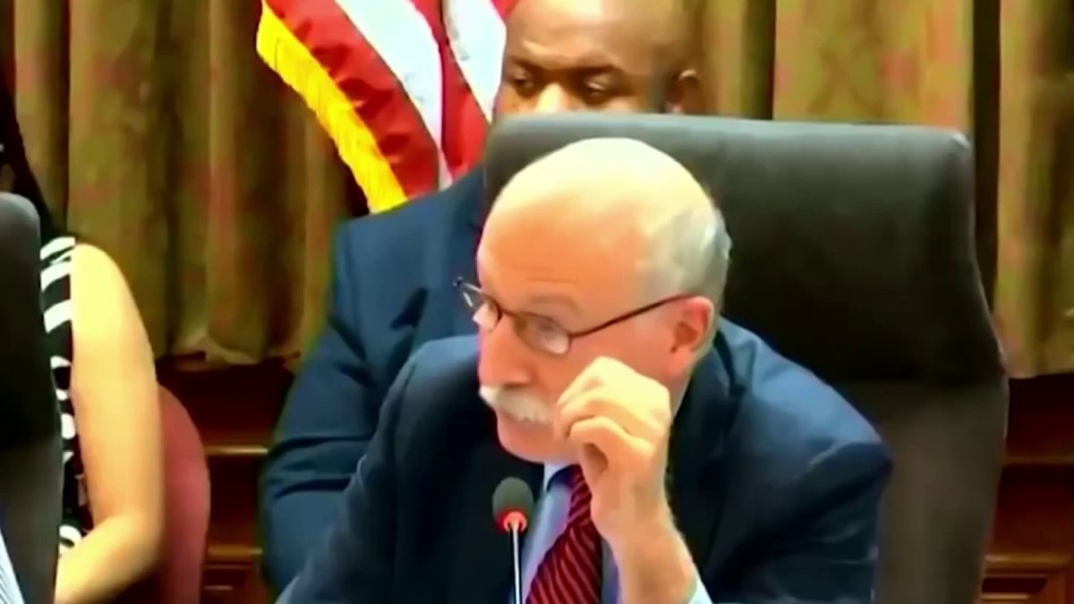 DC Council votes to pause tipped wage increase