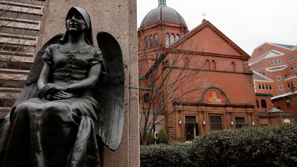 Man with possible fireworks arrested outside St. Matthew’s Cathedral – NBC4 Washington