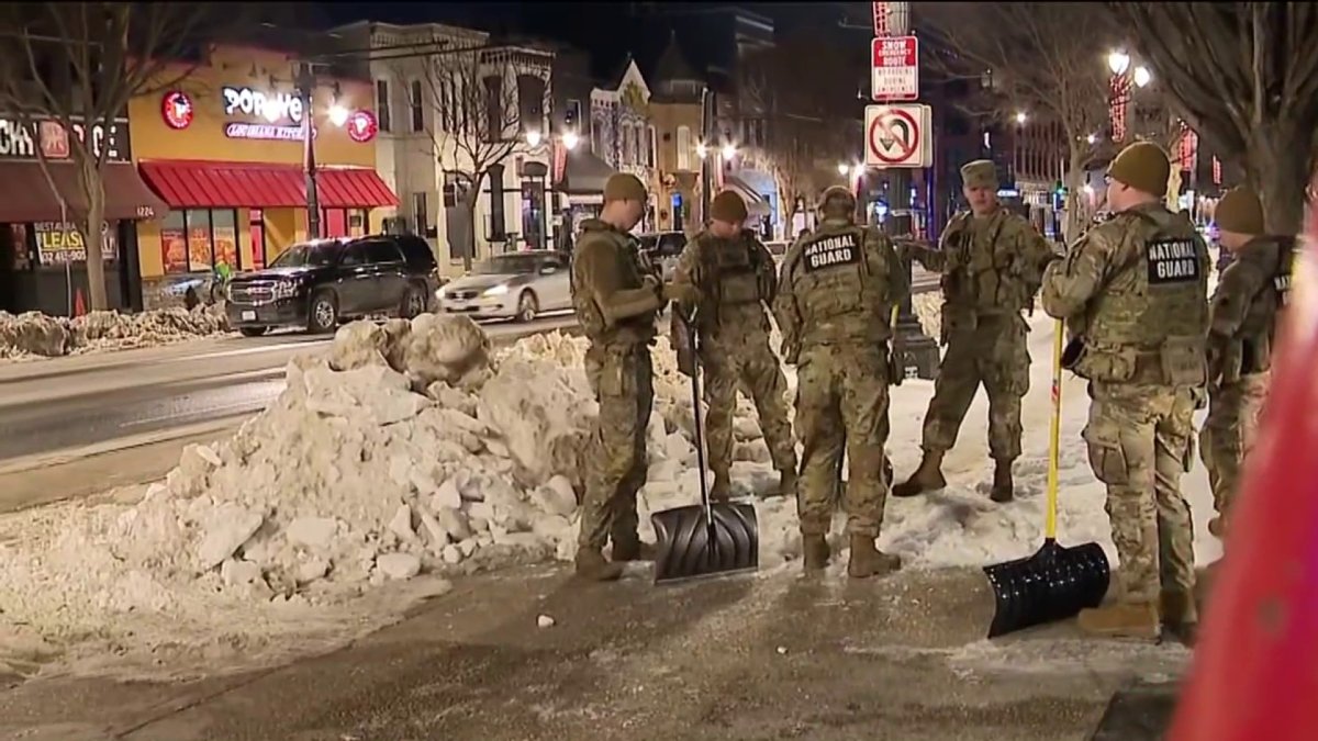 National Guard drafted to help clear DC snow and ice