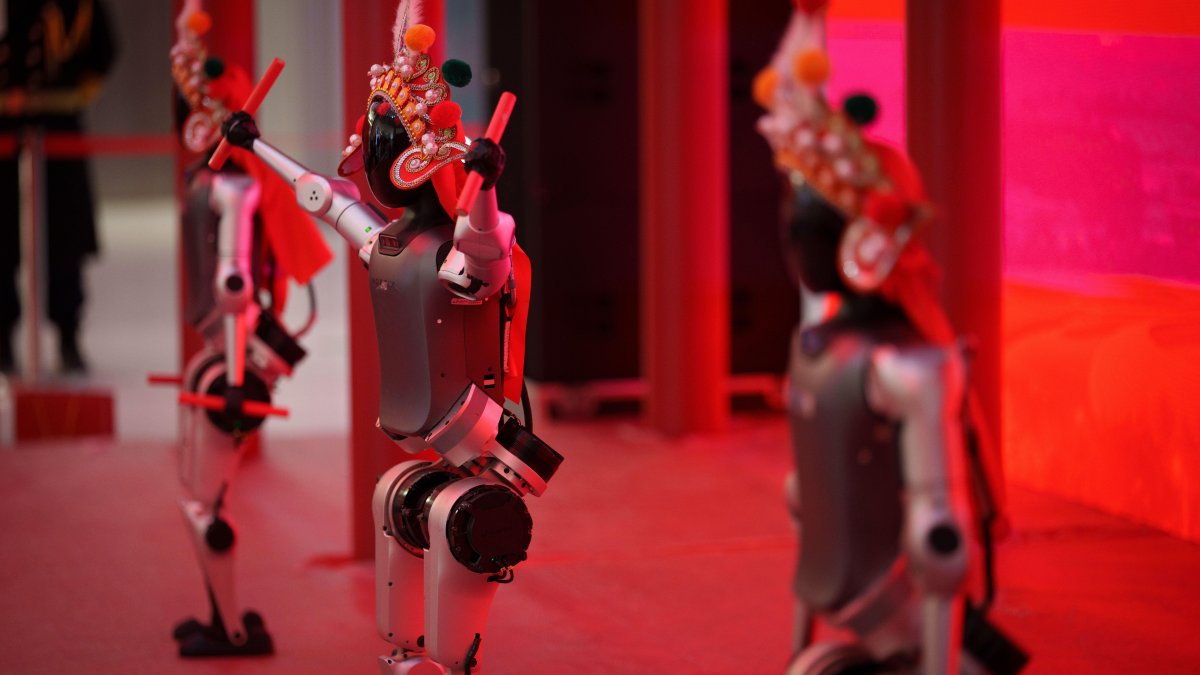 People — and robots — getting ready to celebrate Lunar New Year – NBC4 ...
