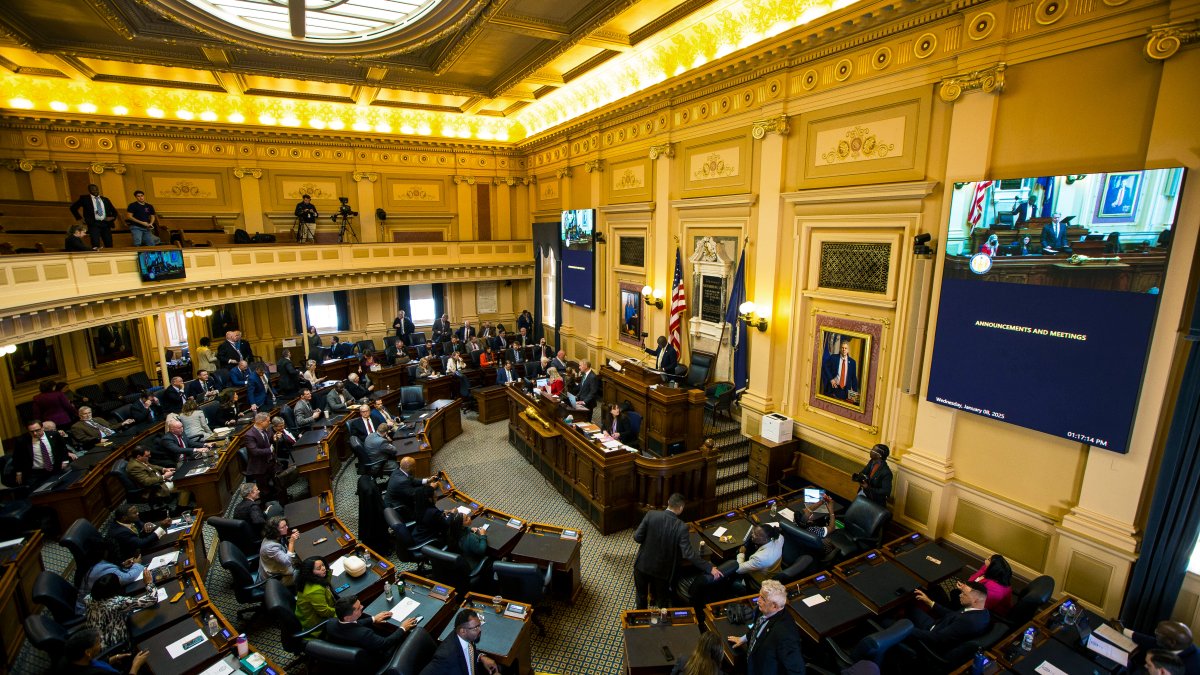 Virginia Democrats pass map that could flip 4 US House seats – NBC4 ...