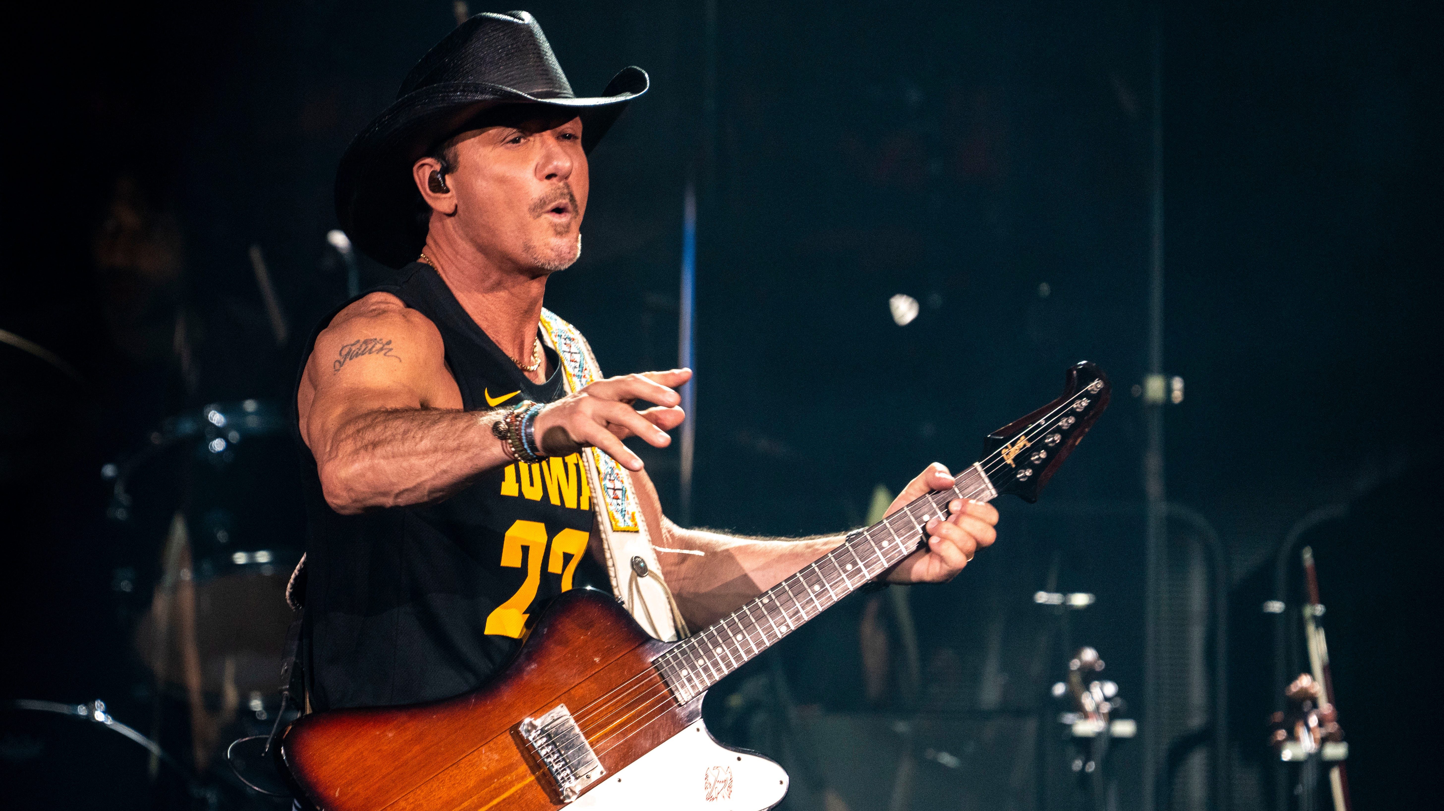 Tim McGraw Announces 33 Date Pawn Shop Guitar Summer Tour NBC4 USATSI 22831769 