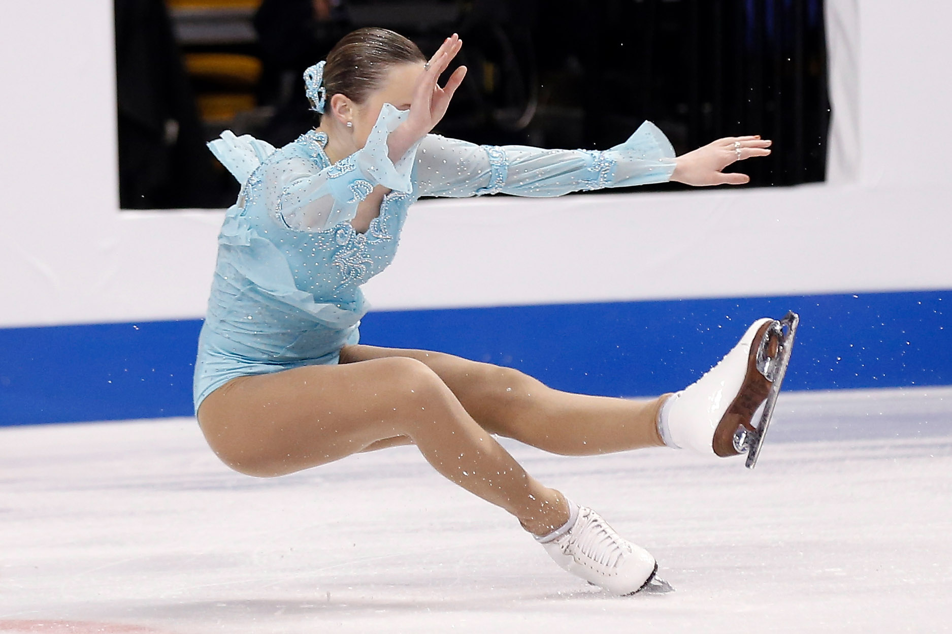 What really happens when figure skater falls at the Olympics – NBC4 ...