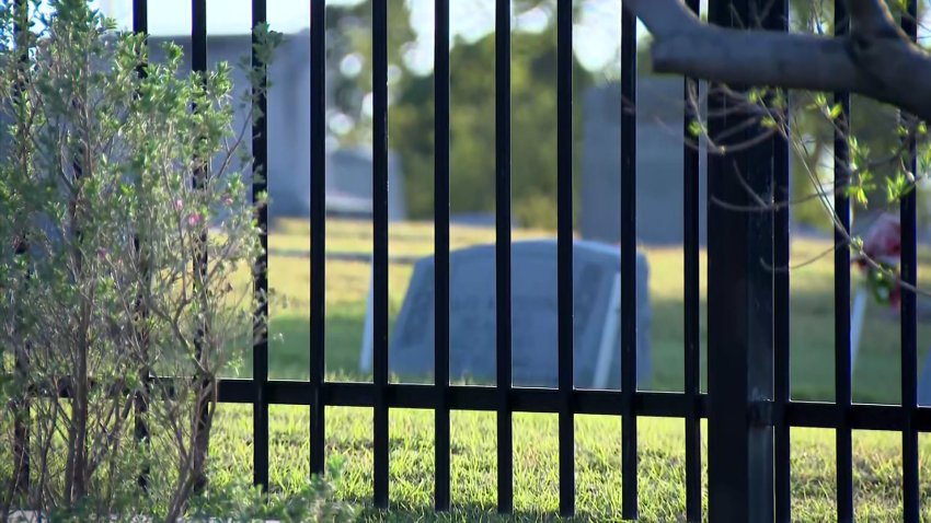 Image of a fence at a Bartonville cemetery.