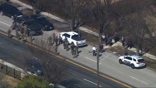 Baltimore police say an officer and suspect shot – NBC4 Washington