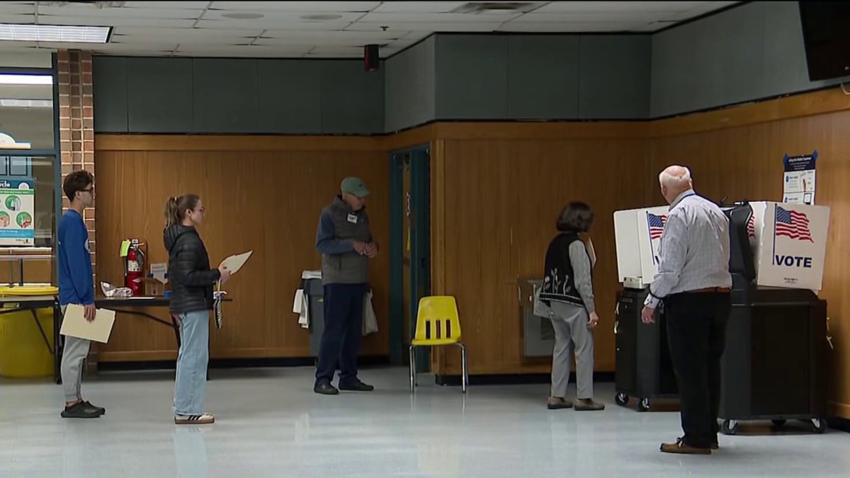 Virginians approve redrawing of U.S. House map