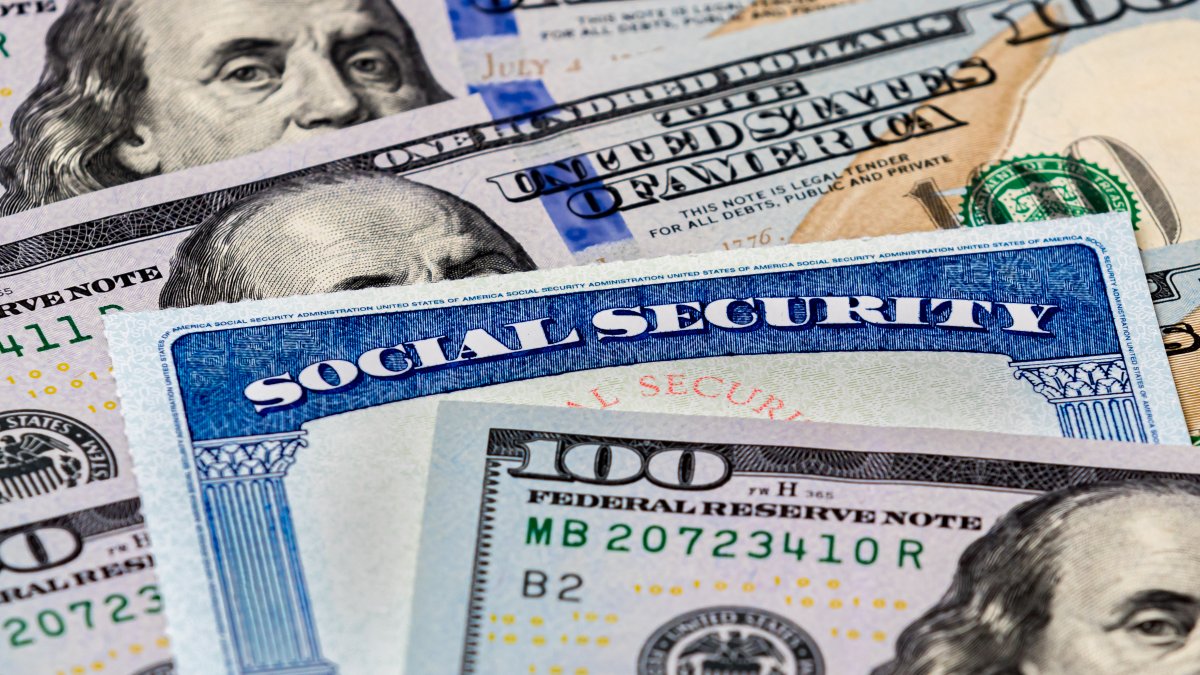 Social Security COLA 2027: Here's how much more money retirees will get next year