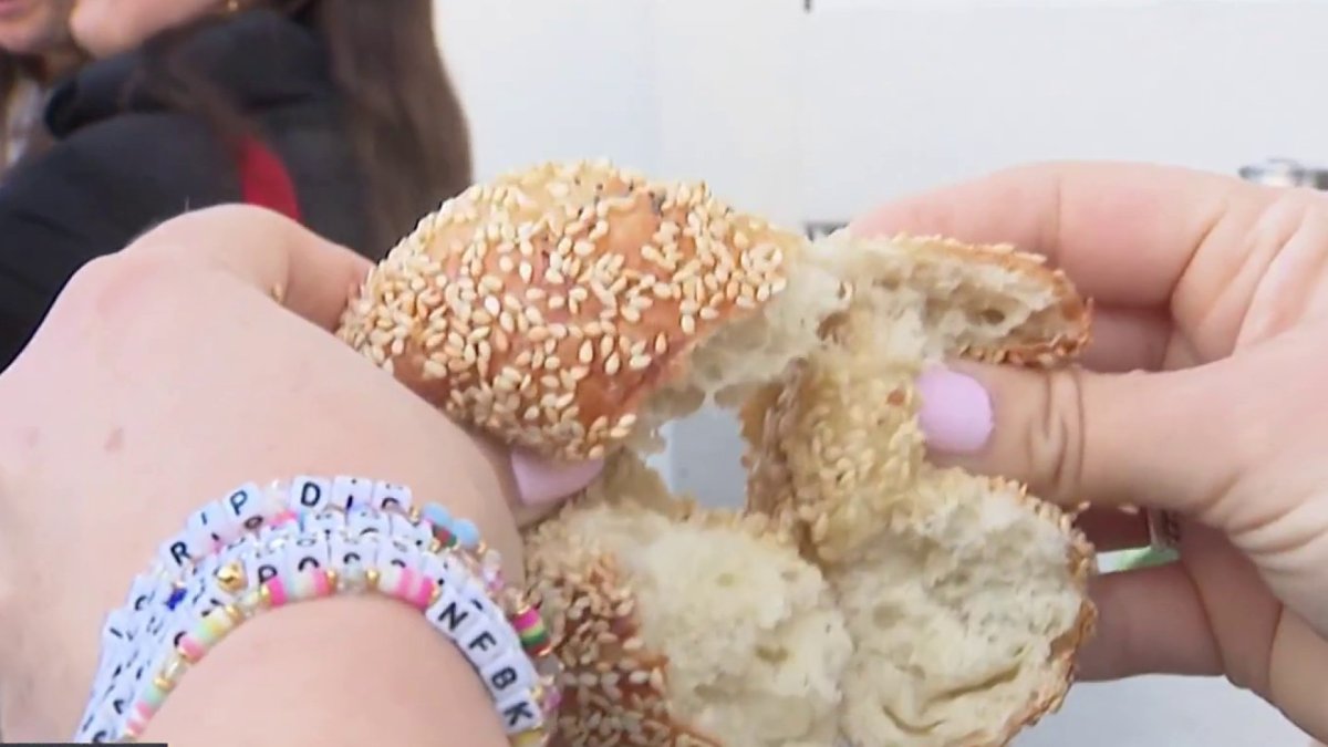 Internet-famous PopUp Bagels lands in DC, draws line around the block