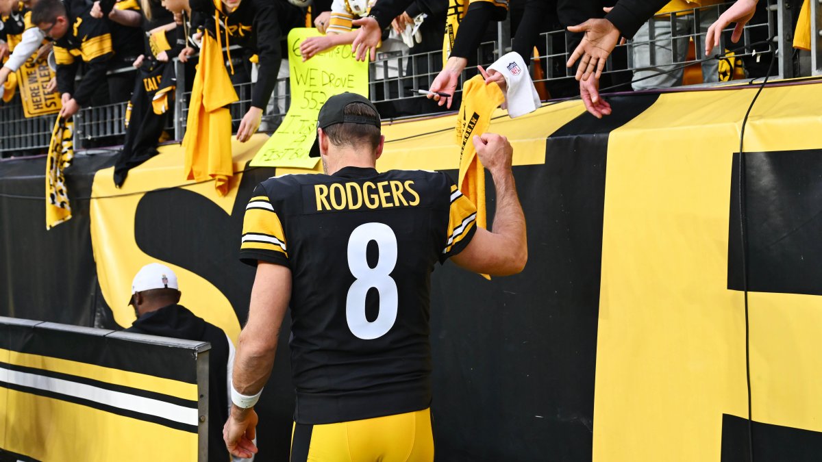 Steelers QB Aaron Rodgers says he will retire after 2026 season – NBC4 Washington