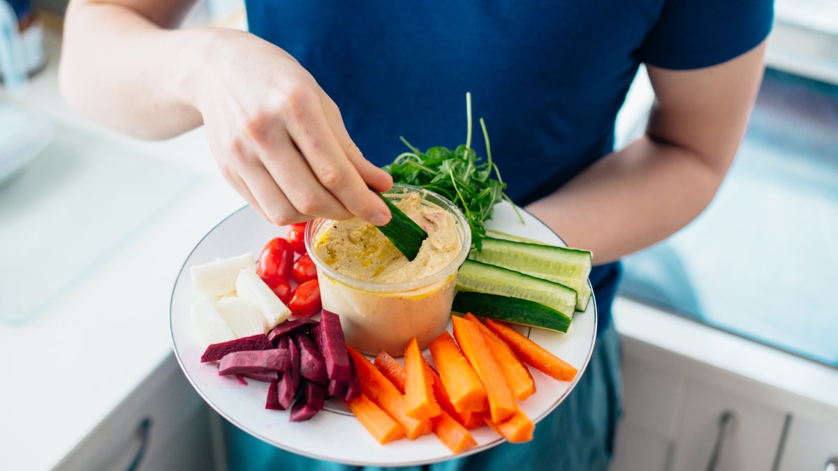 What to eat in a day to boost longevity, according to a dietitian