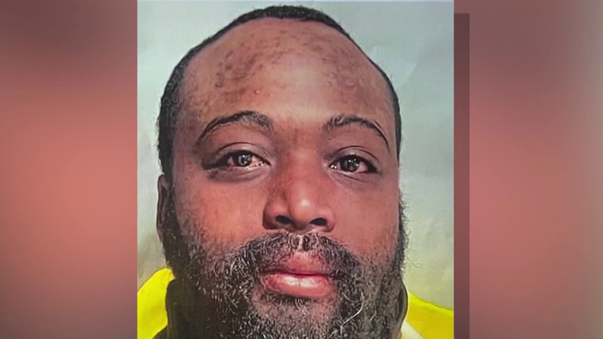 Arlington residents hold vigil for man killed by police in 7-Eleven