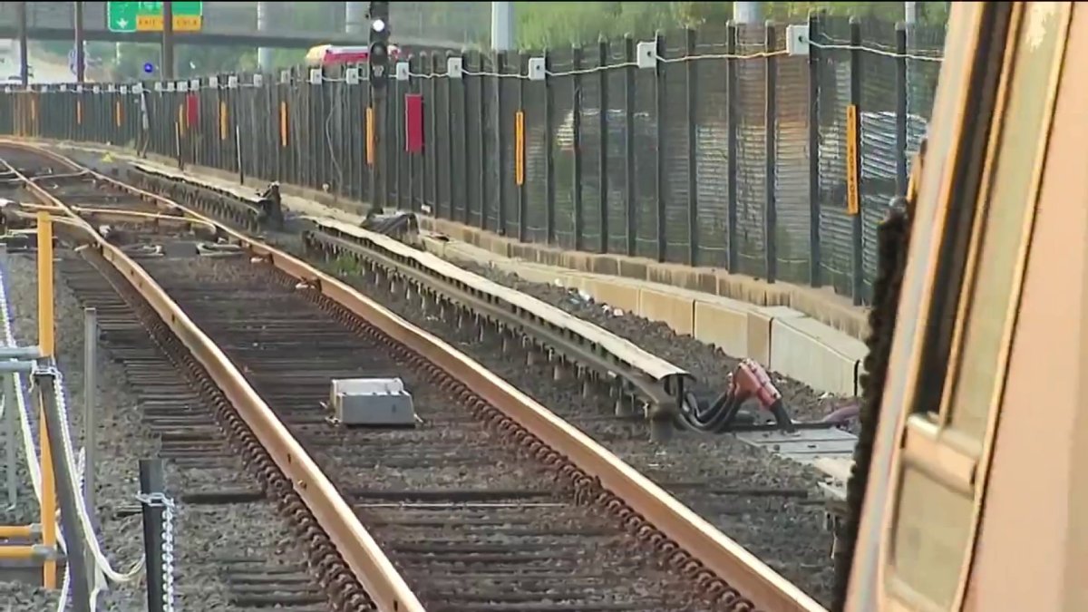 Metro, Amtrak, MARC & VRE watching the rails during extreme heat