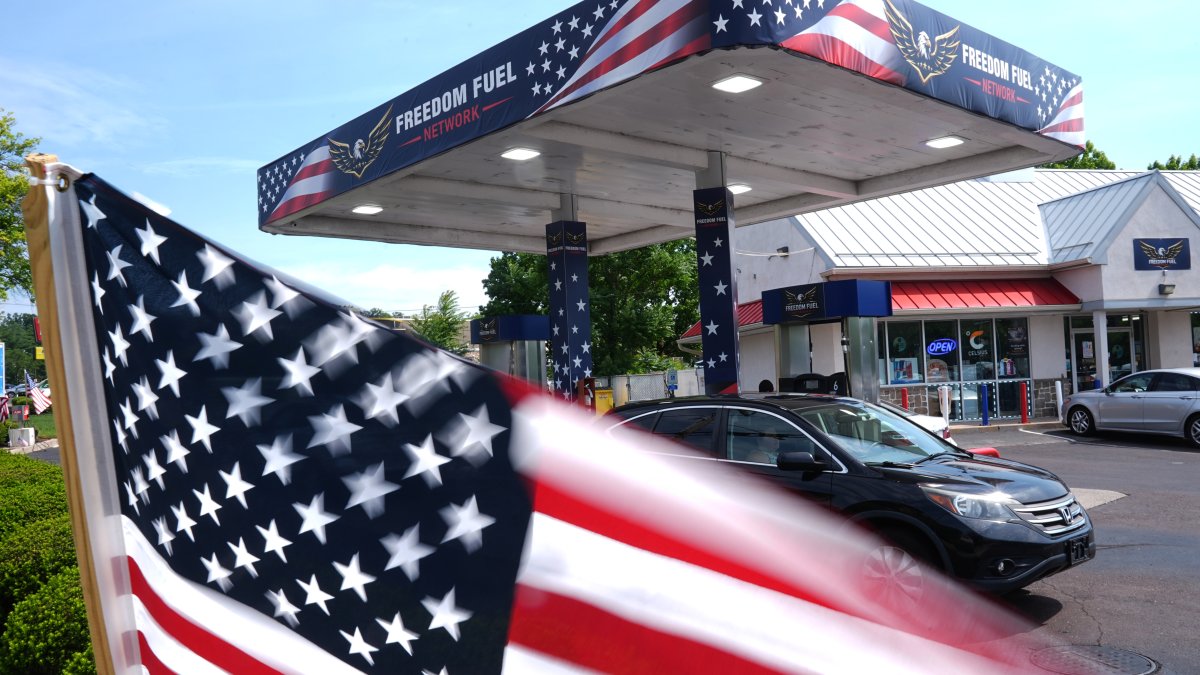 The men behind Trump’s $3.47 gas – NBC4 Washington
