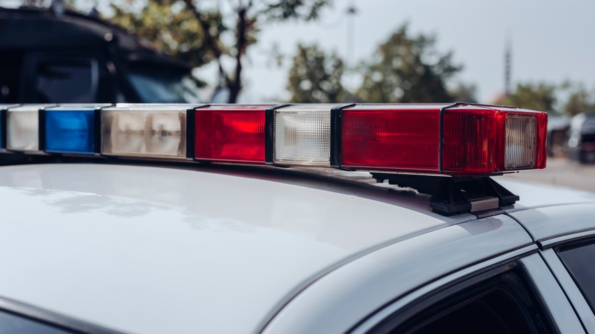 Fairfax County officer shoots man running away after domestic call involving knife