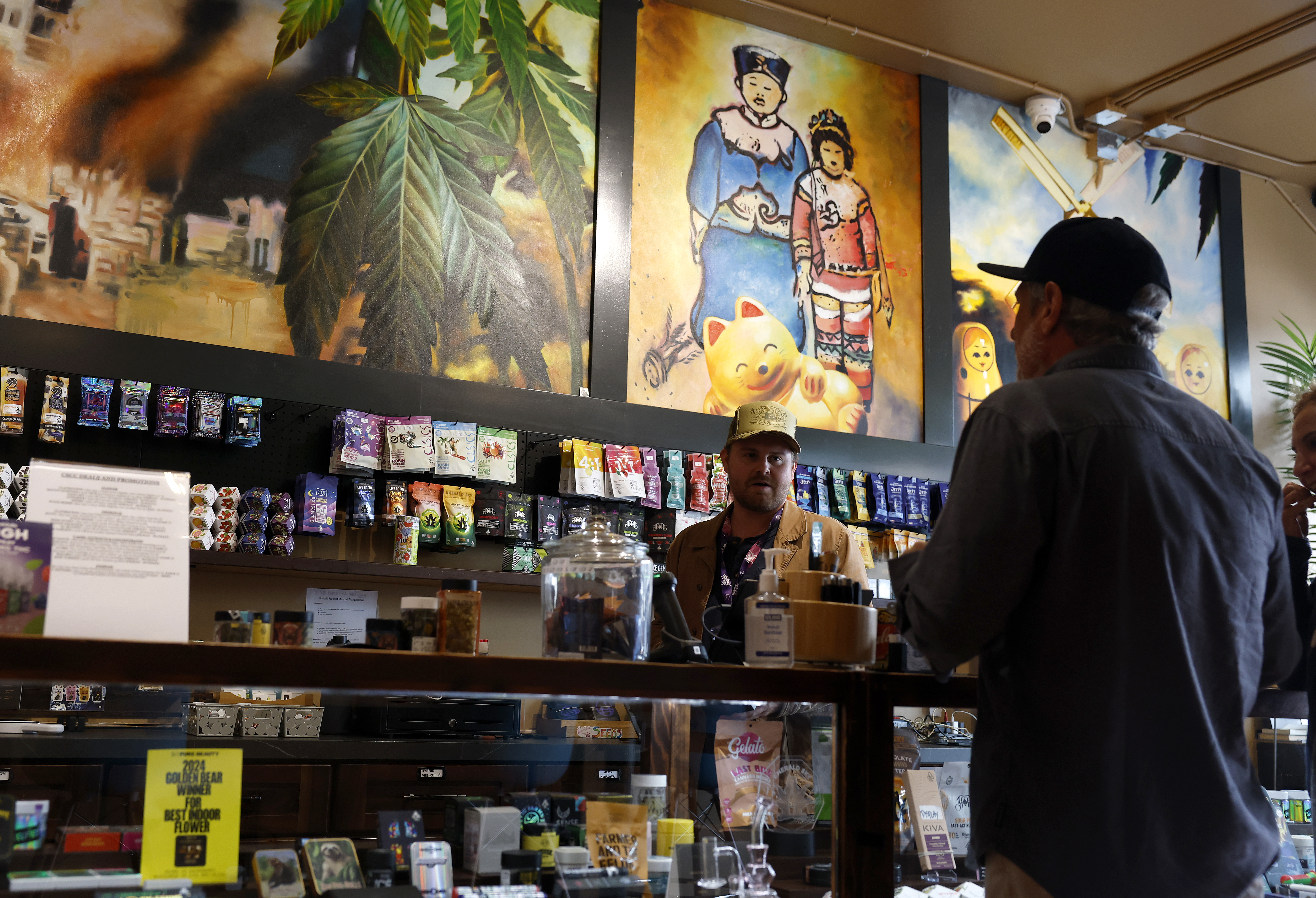 nbcwashington.com - Sarah Rankin | The Associated Press - Virginia to allow recreational marijuana to be sold in retail stores beginning in 2027