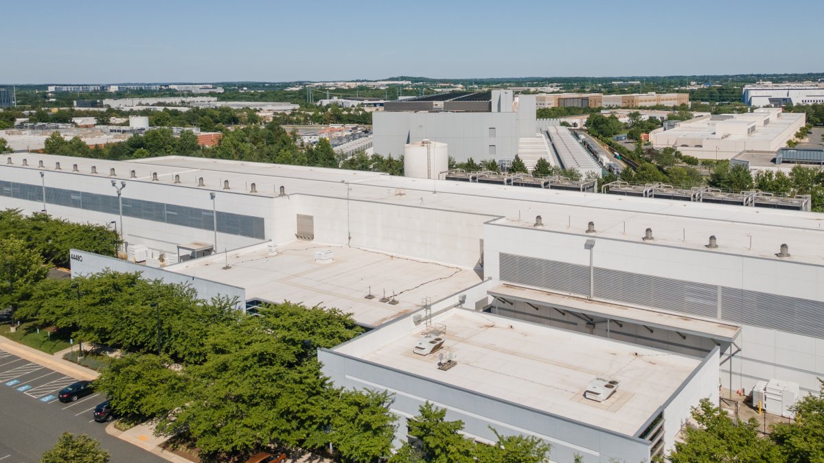 Loudoun County considers putting pause on data center development
