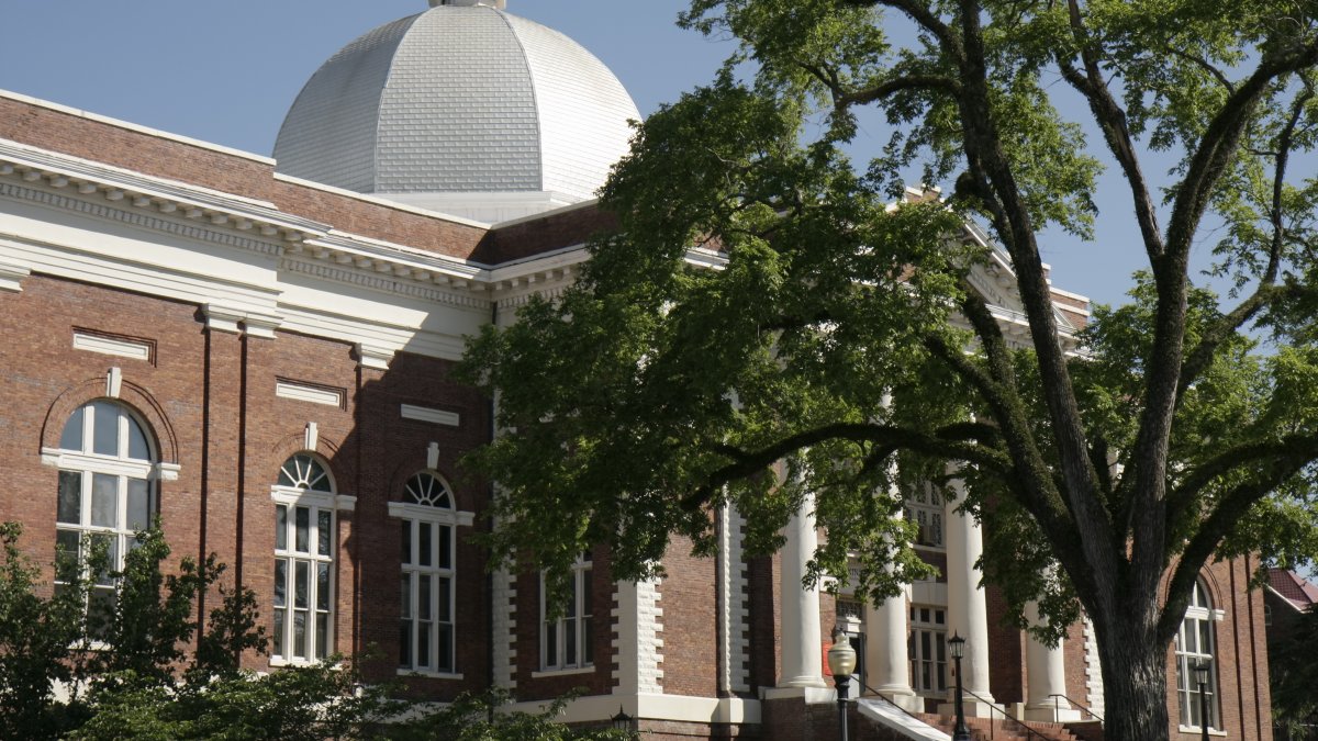 Tuskegee University's dress code change sparks discourse from DMV-based alumni