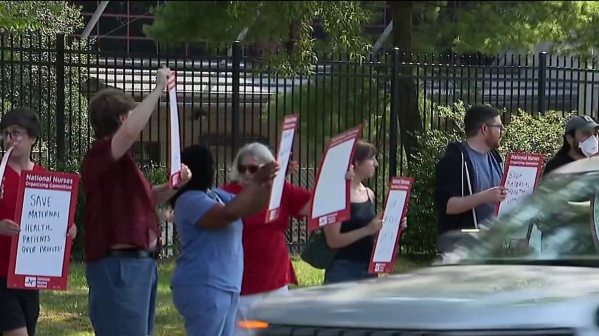 Nurses protest postpartum unit closure at MedStar Washington Hospital Center