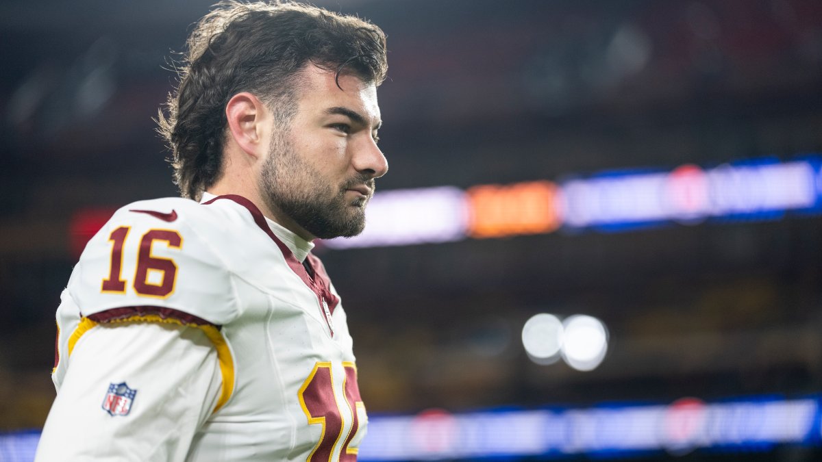 Commanders are releasing kicker Jake Moody and signing linebacker Krys Barnes, AP source says
