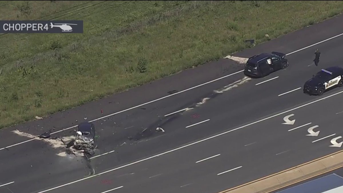 3 people seriously hurt in Route 301 crash in Prince George's County