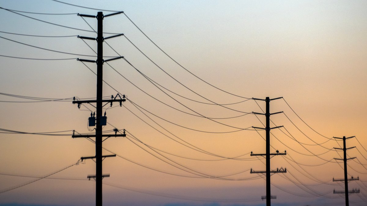 Virginia's governor announces plans to address high energy costs