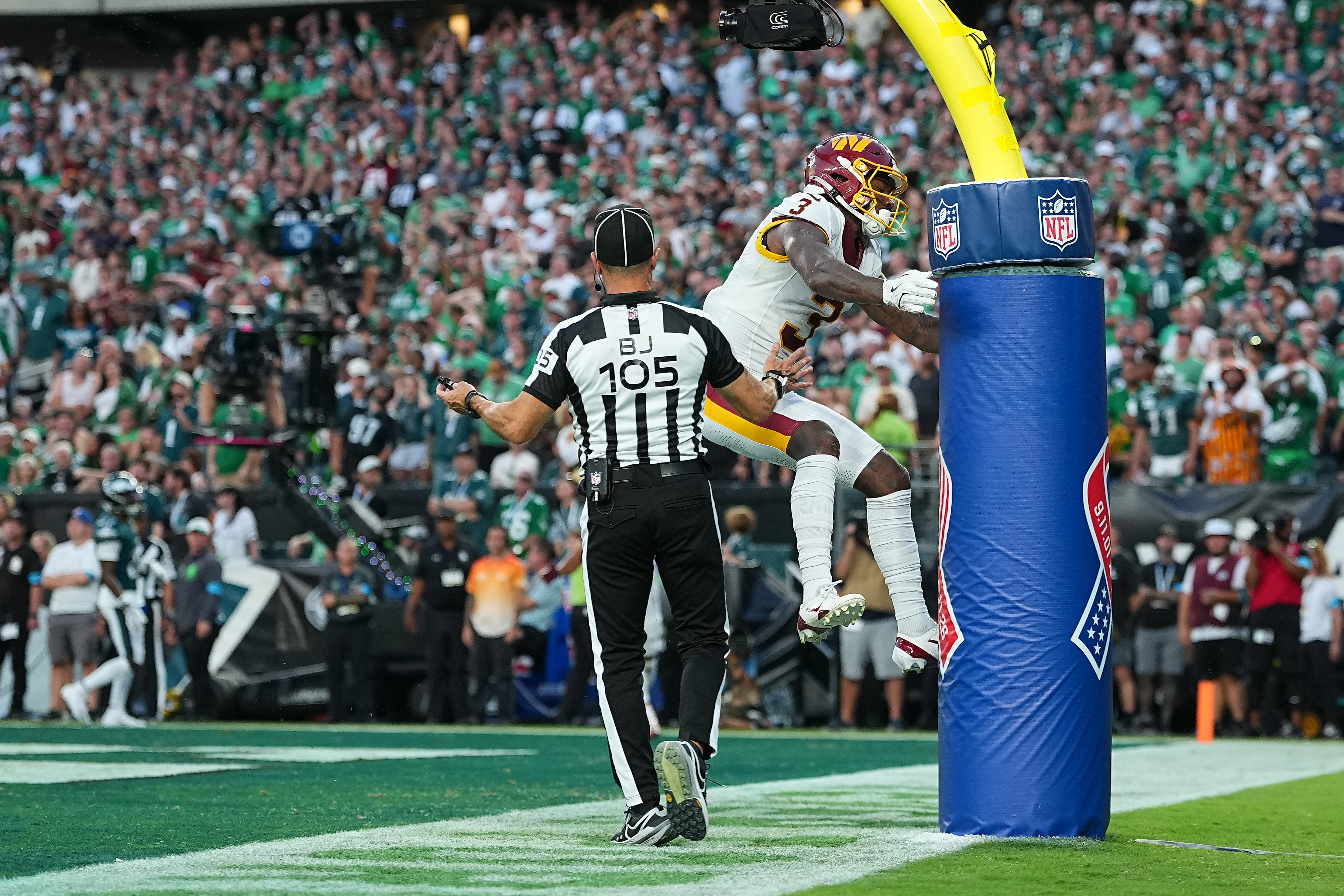 Stefon Diggs hugs goalpost and gets flagged for costly penalty in Commanders' loss to Eagles