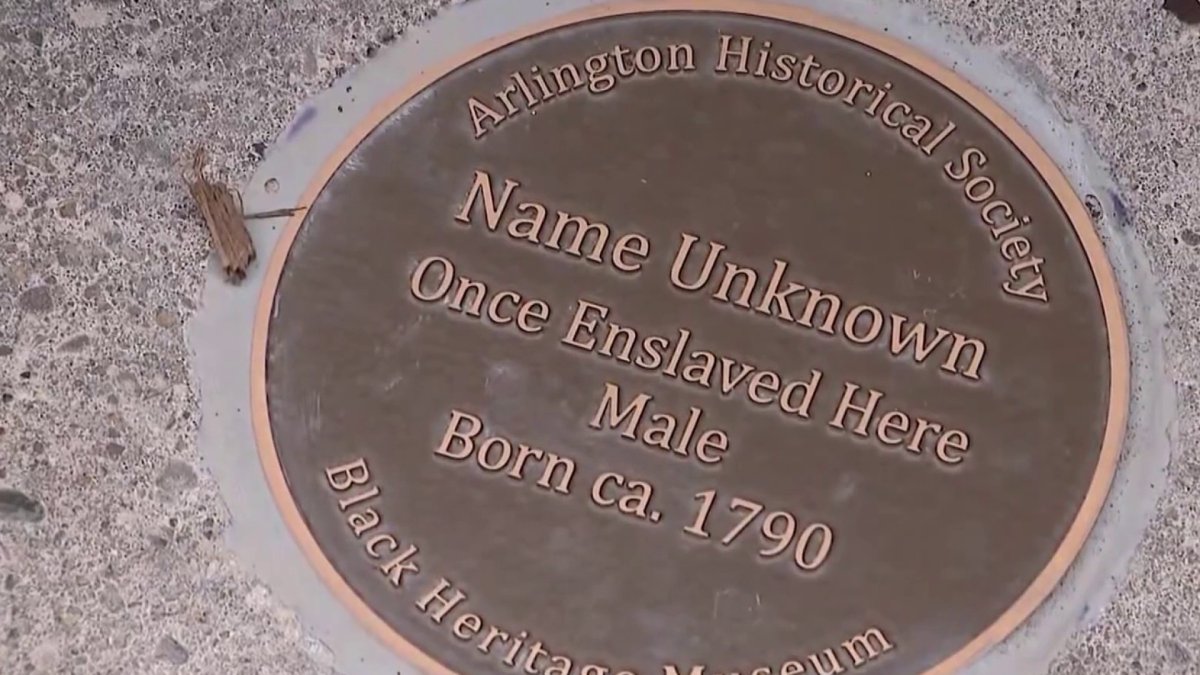 ‘Stumbling stones' honor enslaved people who helped build Arlington