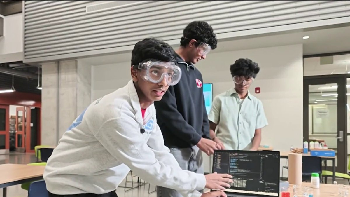 These 16-year-old students are protecting the environment from data centers