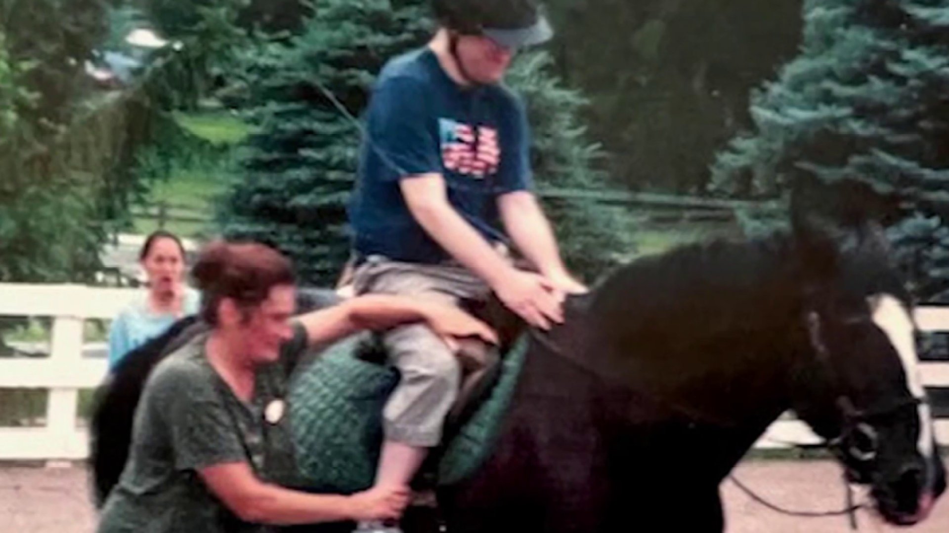 Erol Graeber riding a horse