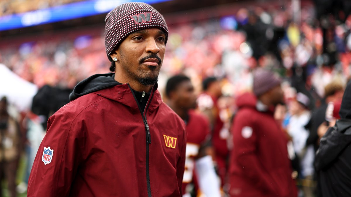Daniels pledges to 'embrace the brace' as Commanders QB returns to practice