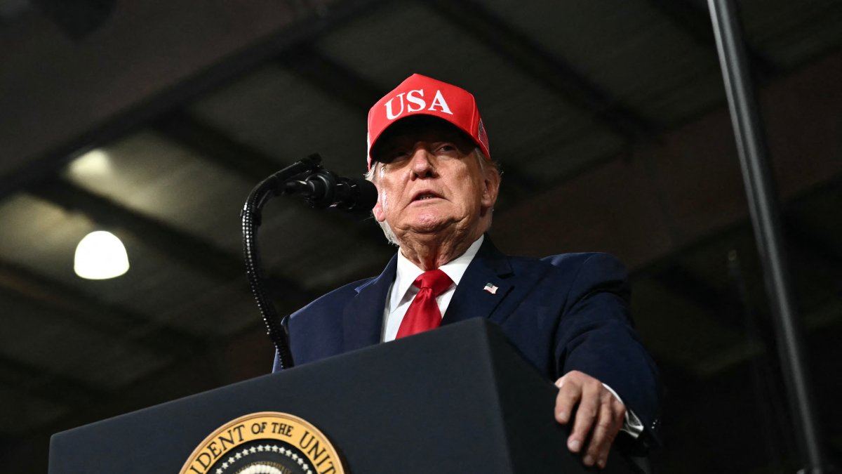Trump says Pentagon won't livestream execution of Fort Hood shooter after backlash