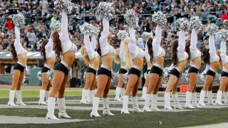 Oakland Raiders Settle Cheerleaders' Wage Suit for $1.25 Million