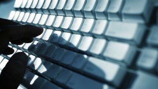 Affected Federal Workers Begin Receiving Notification of Massive Data Breach