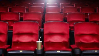 Landmark Cinemas Sues Regal Entertainment Group, Alleging Unfair Competition