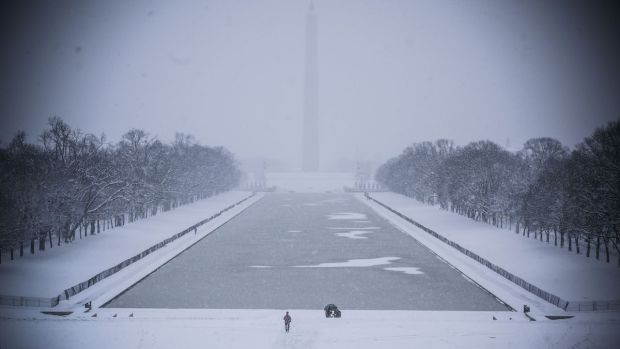 Photos: Winter Storm Blankets the DC Area in Snow