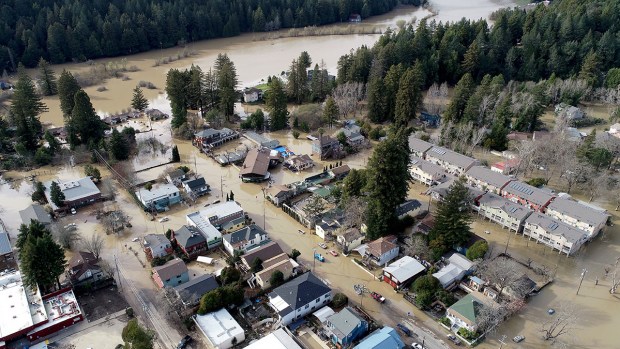 [NATL] Top News Photos: California Floodwaters Submerge Communities