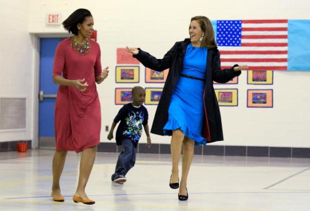 First Ladies Hop, Skip, Lunch With Students in Maryland