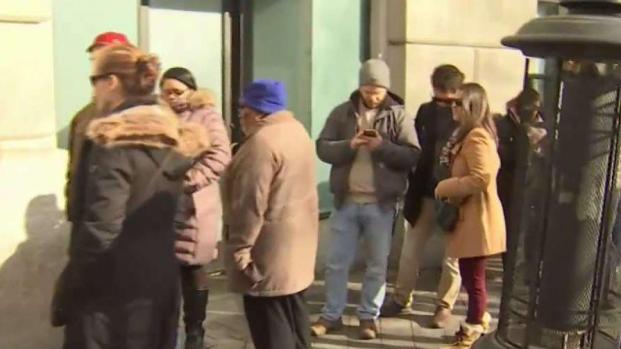 Emergency Kitchen for Federal Workers Opens in Downtown DC