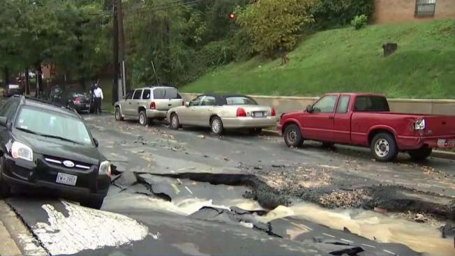 Cars Left Teetering On Edge Of Large Sinkhole In Se Dc