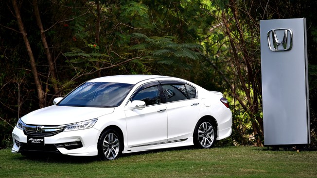 Honda Recalls 1 2m Accords Battery Sensors Can Catch Fire Nbc4 Honda Recalls 1 2m Accords Battery Sensors Can Catch Fire